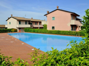 Residence and quiet residence with pool 600m from the lake Lazise